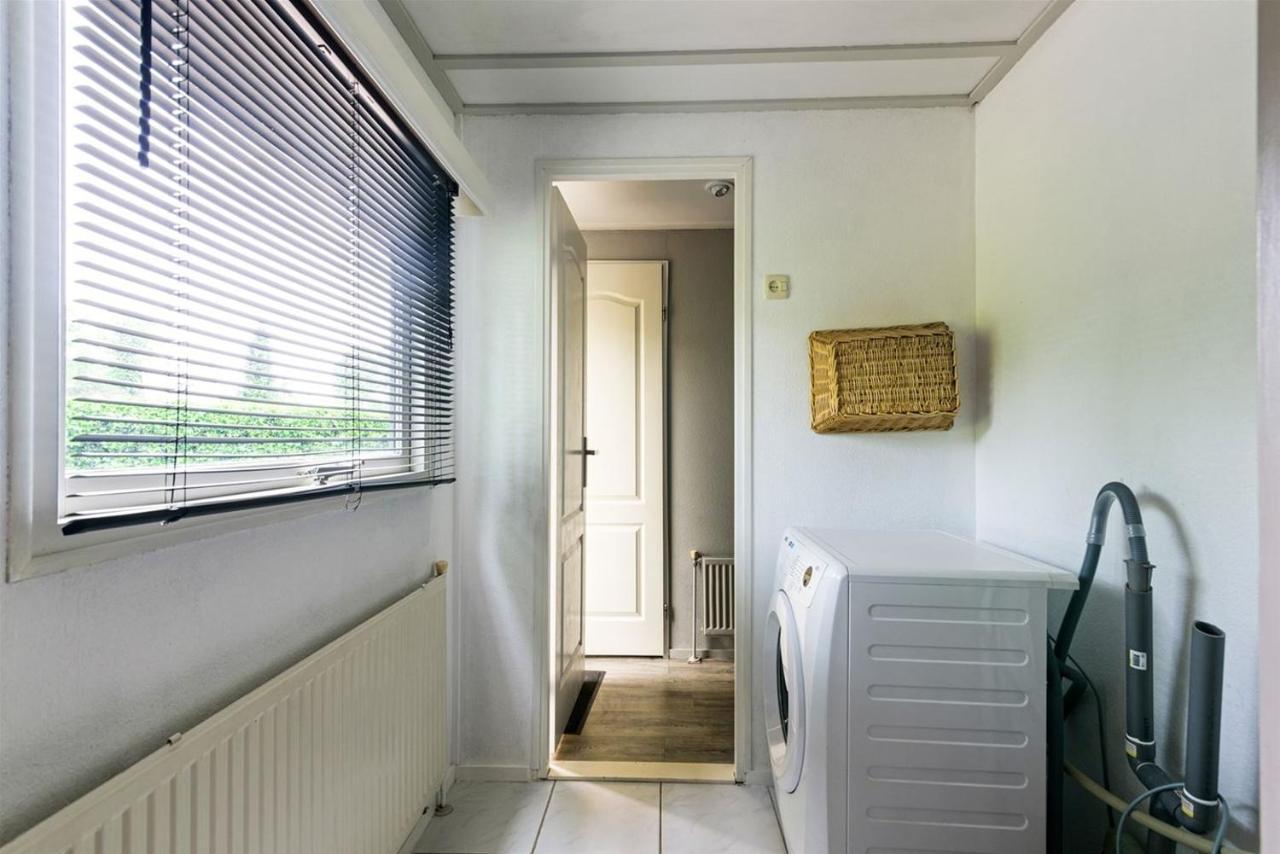 Charmant Chalet Te Voorthuizen Eksteriør billede
